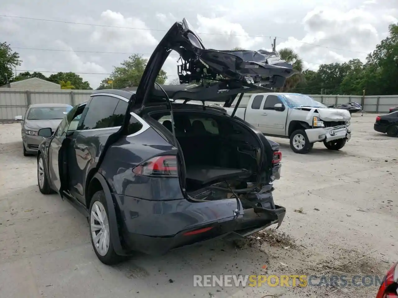 3 Фотография поврежденного автомобиля 5YJXCDE27LF248291 TESLA MODEL X 2020