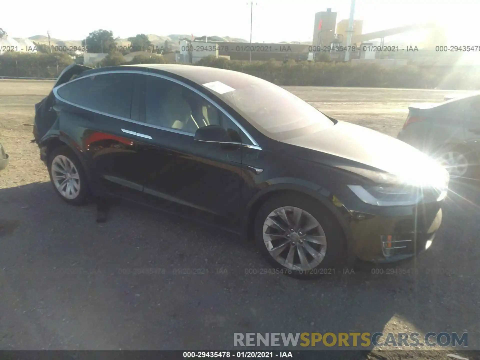 1 Photograph of a damaged car 5YJXCDE27LF285566 TESLA MODEL X 2020