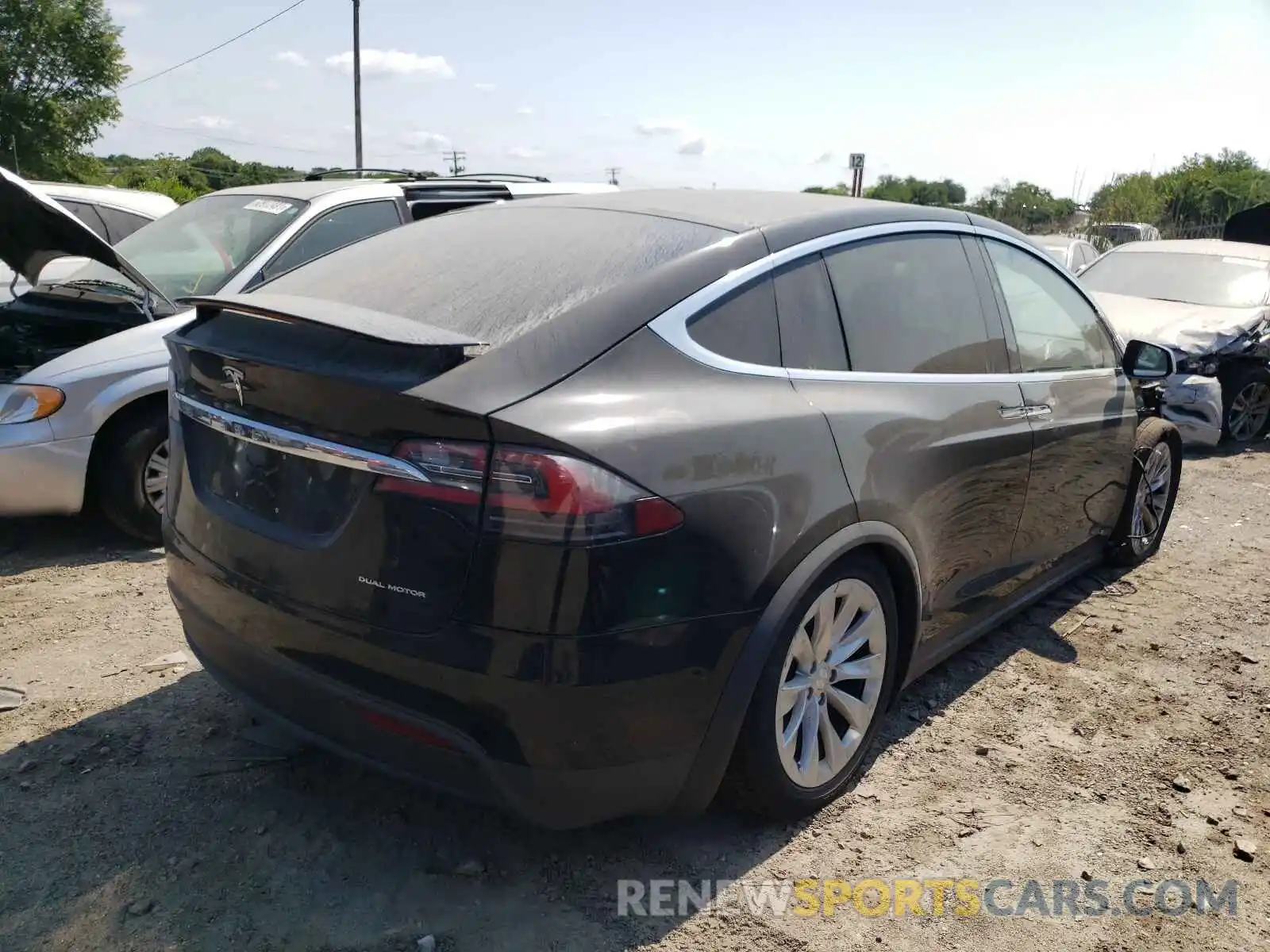 4 Фотография поврежденного автомобиля 5YJXCDE27LF286166 TESLA MODEL X 2020