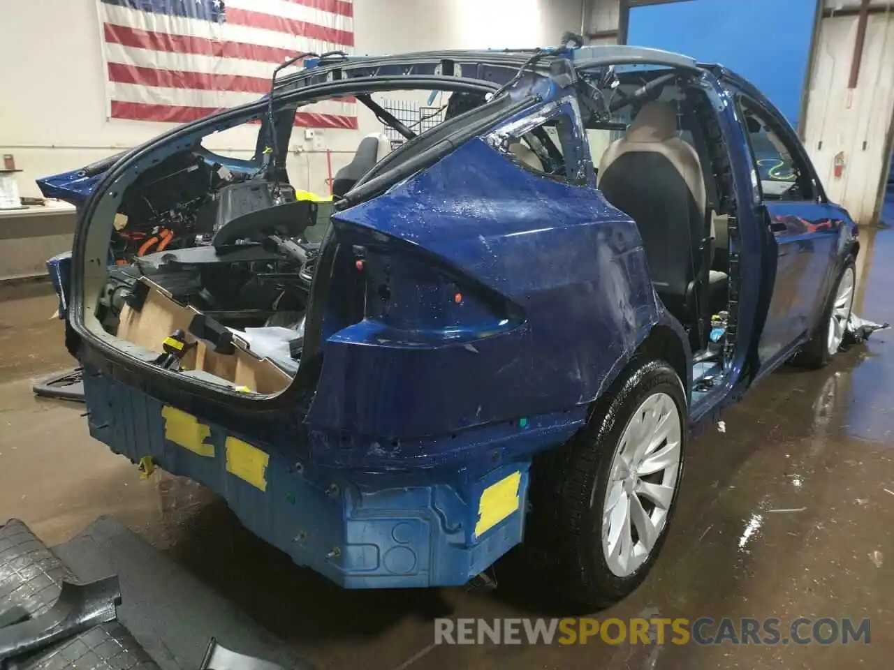 4 Фотография поврежденного автомобиля 5YJXCDE29LF237227 TESLA MODEL X 2020