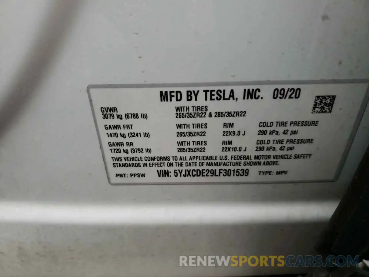 10 Photograph of a damaged car 5YJXCDE29LF301539 TESLA MODEL X 2020