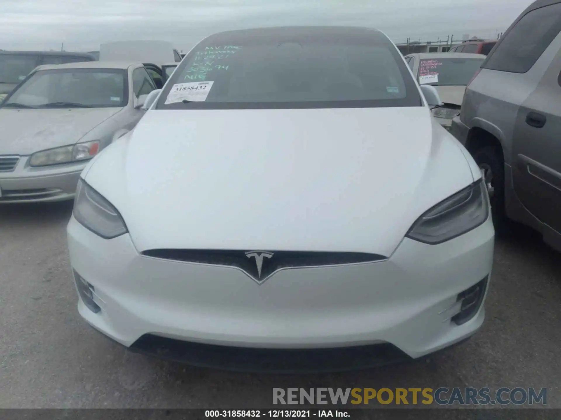 6 Photograph of a damaged car 5YJXCDE29LF303694 TESLA MODEL X 2020