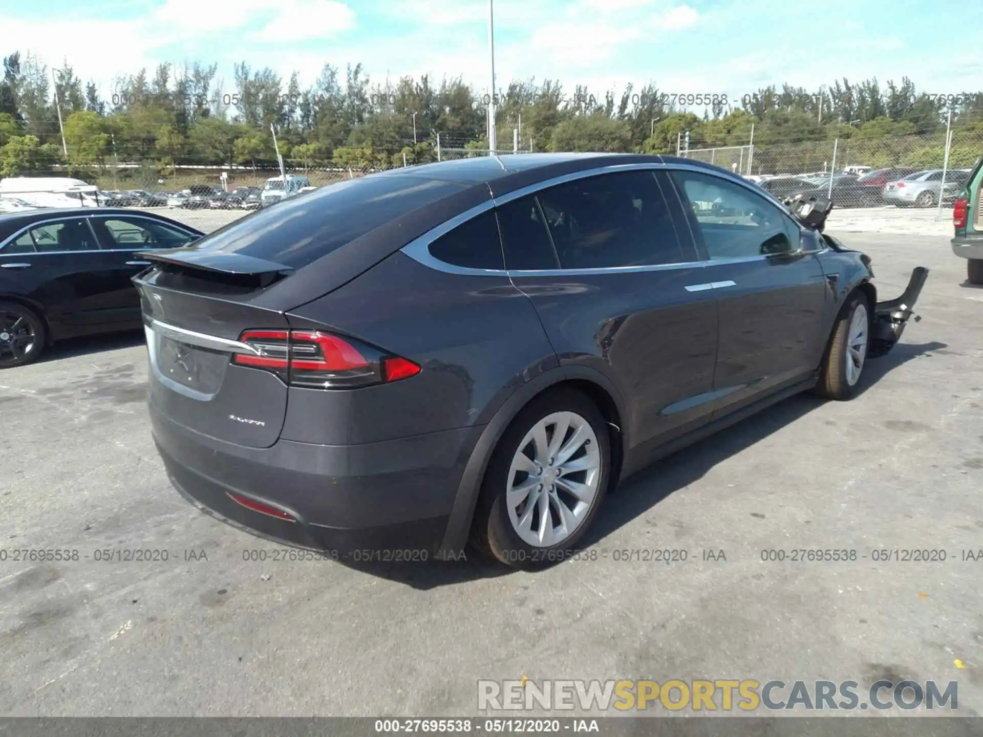 4 Фотография поврежденного автомобиля 5YJXCDE2XLF248804 TESLA MODEL X 2020