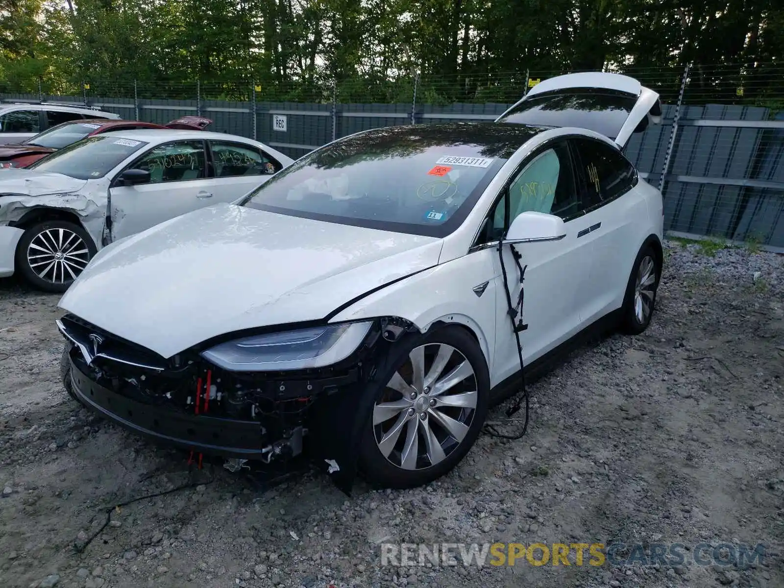 2 Photograph of a damaged car 5YJXCDE2XLF263903 TESLA MODEL X 2020