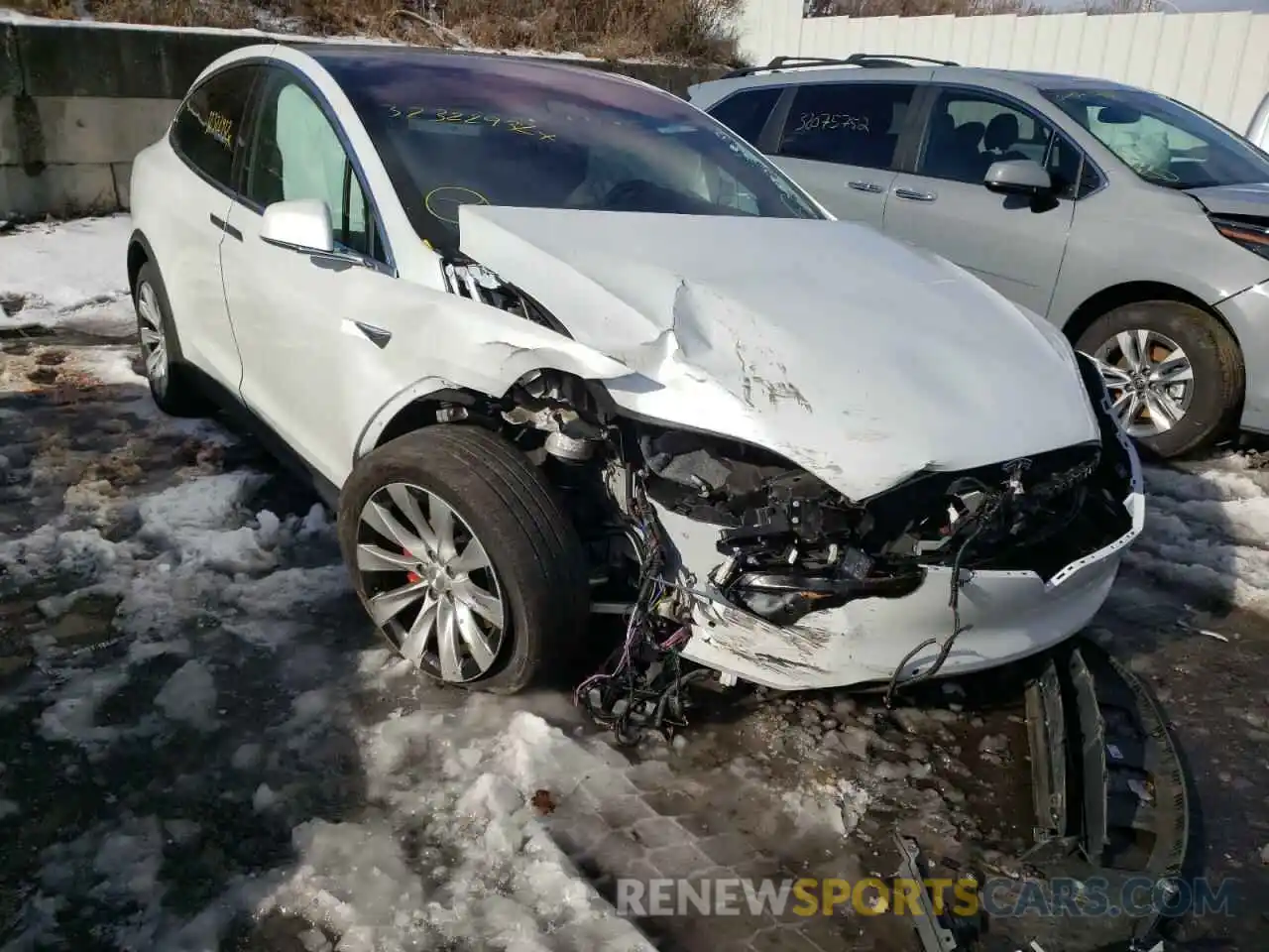 1 Photograph of a damaged car 5YJXCDE41LF262494 TESLA MODEL X 2020