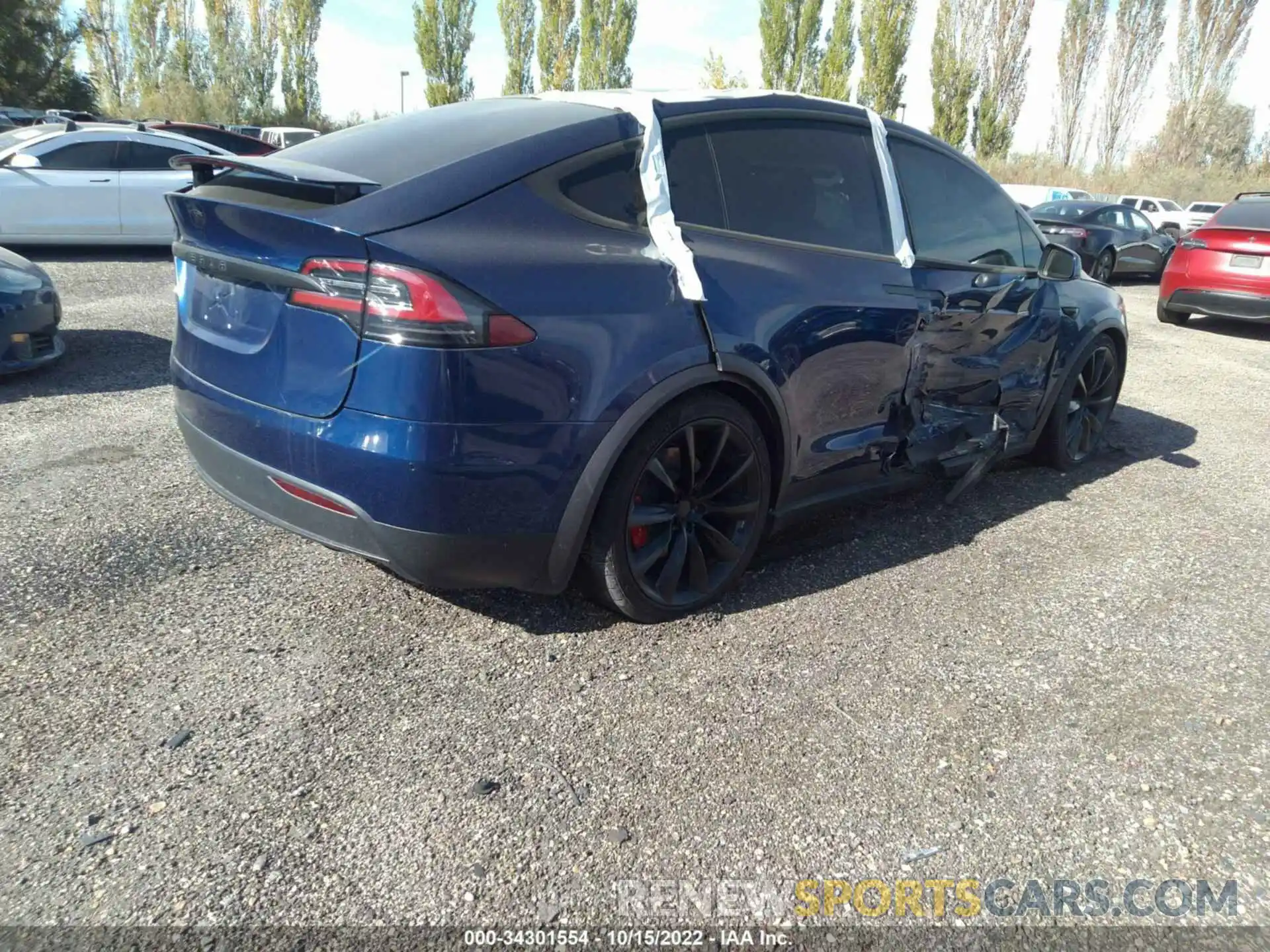 4 Фотография поврежденного автомобиля 5YJXCDE43LF284156 TESLA MODEL X 2020