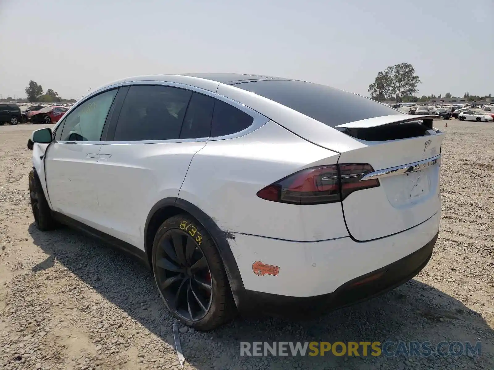 3 Фотография поврежденного автомобиля 5YJXCDE44LF232132 TESLA MODEL X 2020