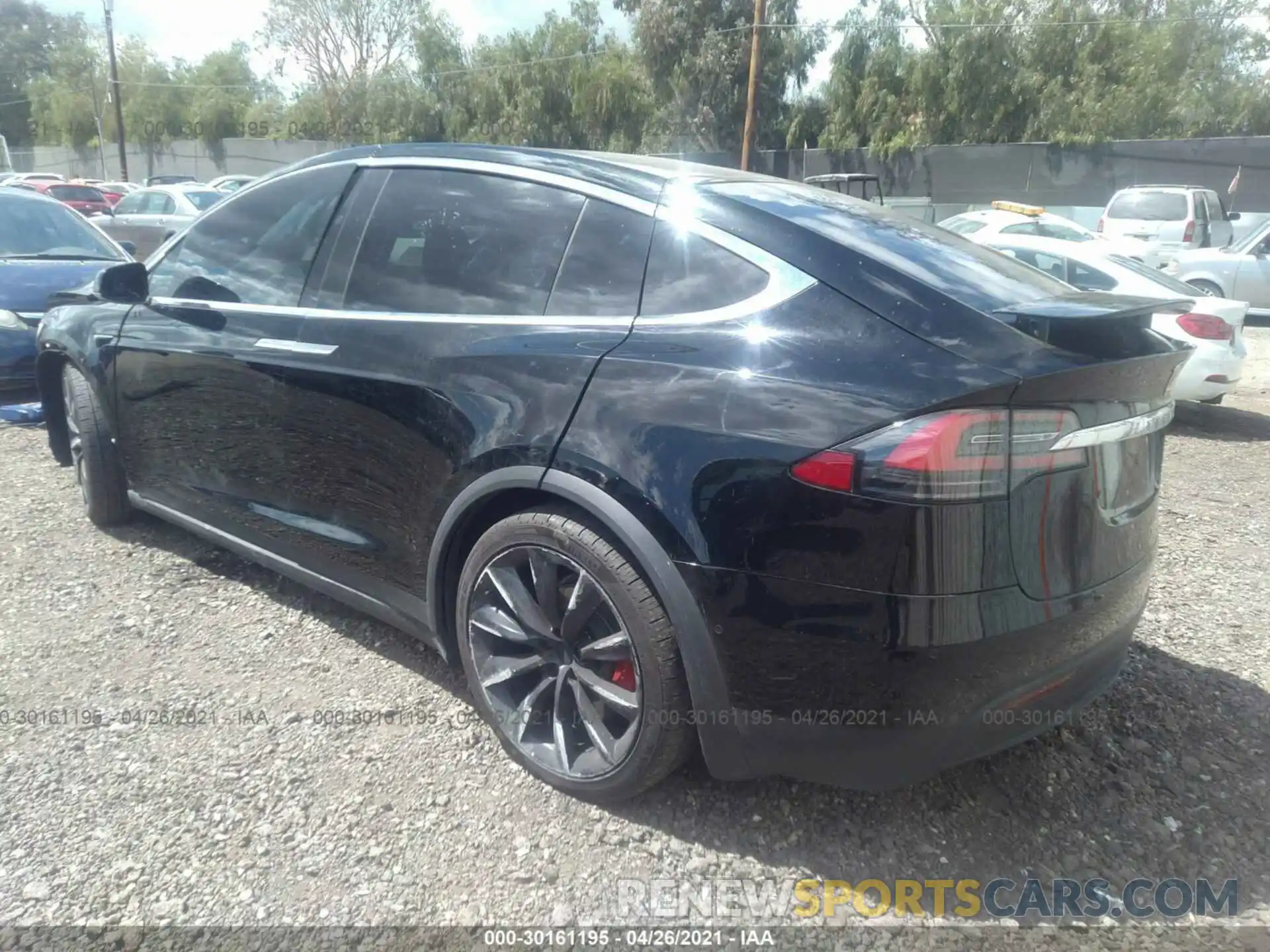 3 Фотография поврежденного автомобиля 5YJXCDE49LF269337 TESLA MODEL X 2020