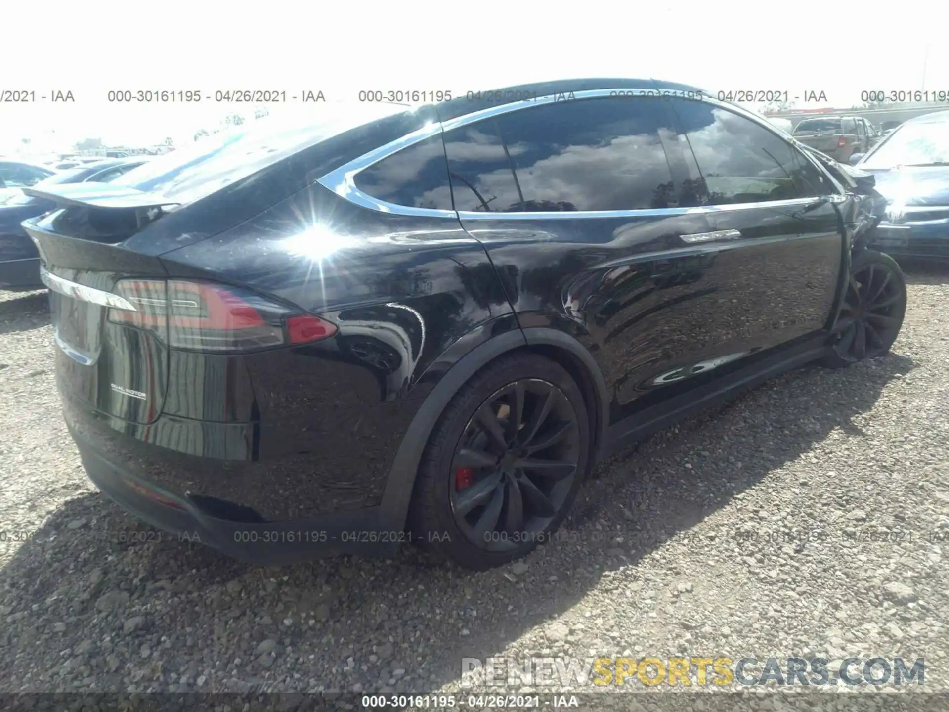 4 Фотография поврежденного автомобиля 5YJXCDE49LF269337 TESLA MODEL X 2020