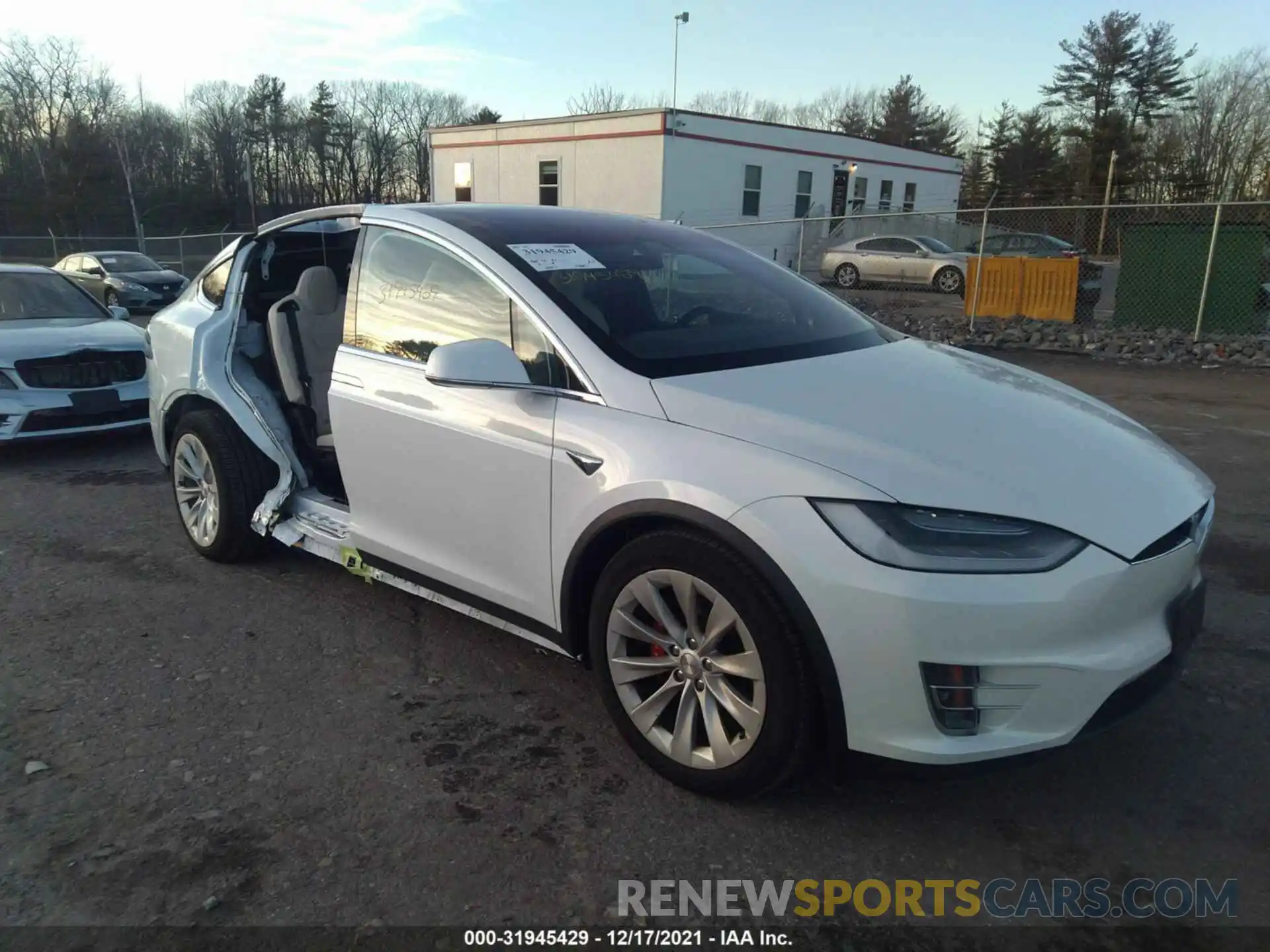 1 Photograph of a damaged car 5YJXCDE4XLF285398 TESLA MODEL X 2020