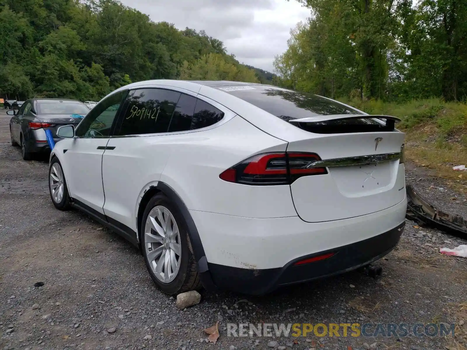 3 Photograph of a damaged car 5YJXCBE21MF319703 TESLA MODEL X 2021