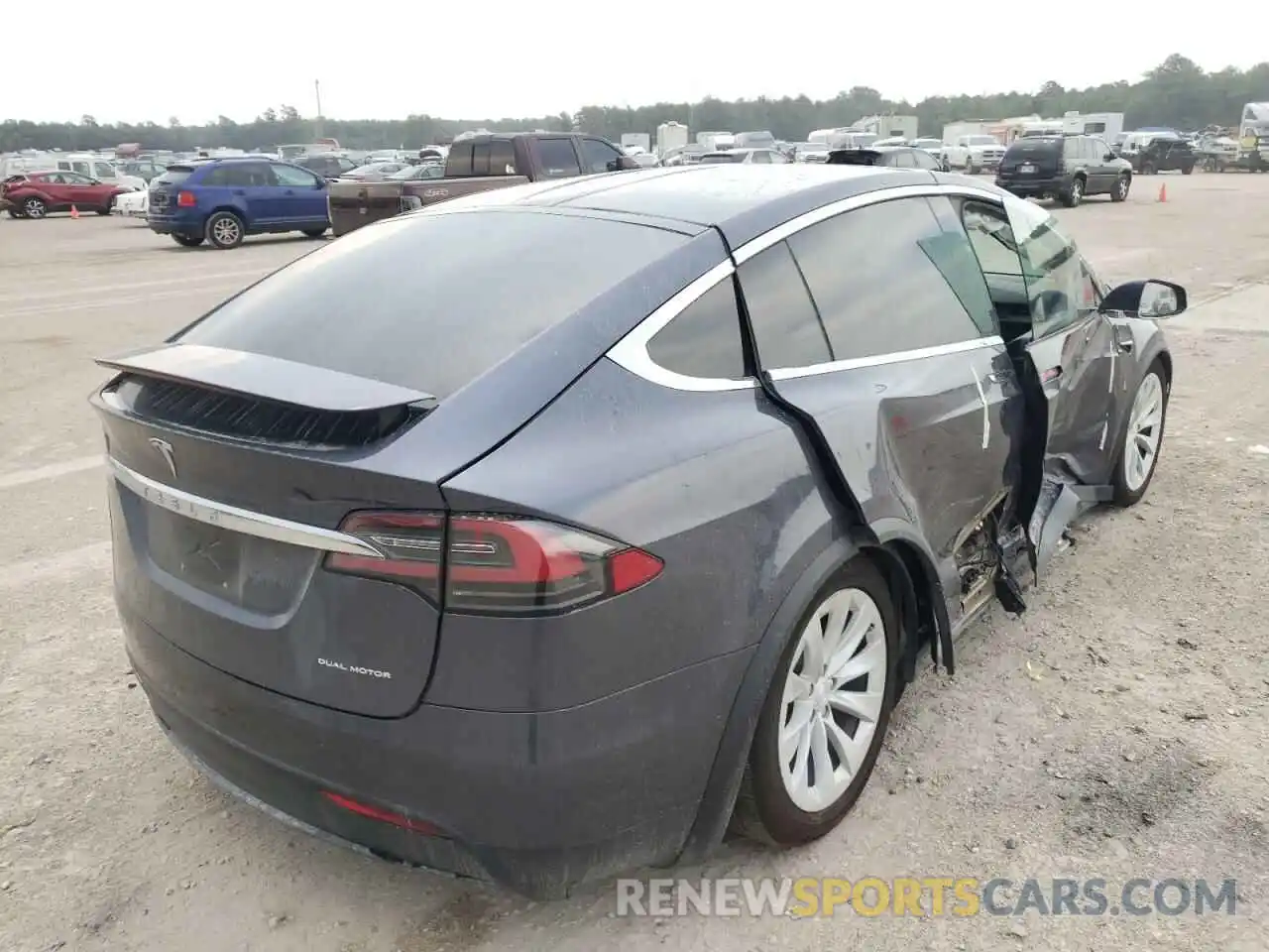 4 Photograph of a damaged car 5YJXCBE23MF324966 TESLA MODEL X 2021