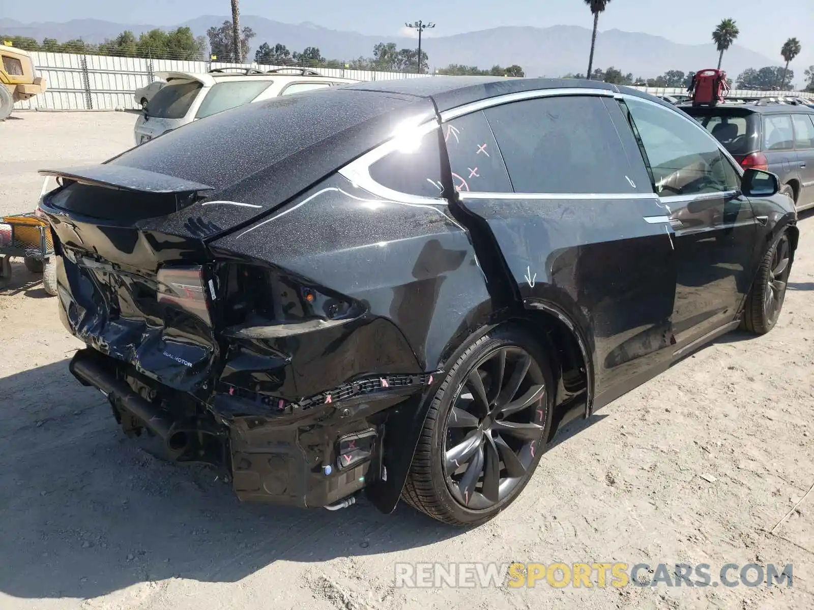 4 Photograph of a damaged car 5YJXCBE23MF325230 TESLA MODEL X 2021