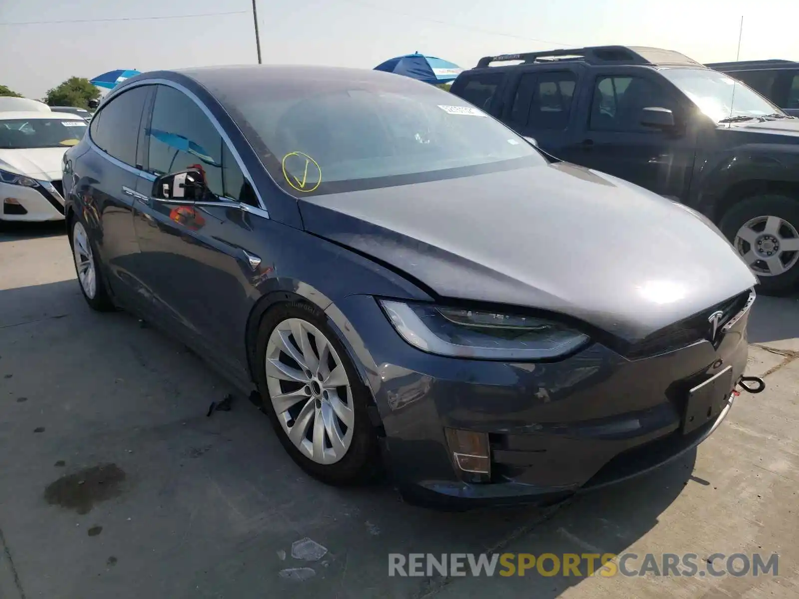 1 Photograph of a damaged car 5YJXCBE2XMF323605 TESLA MODEL X 2021