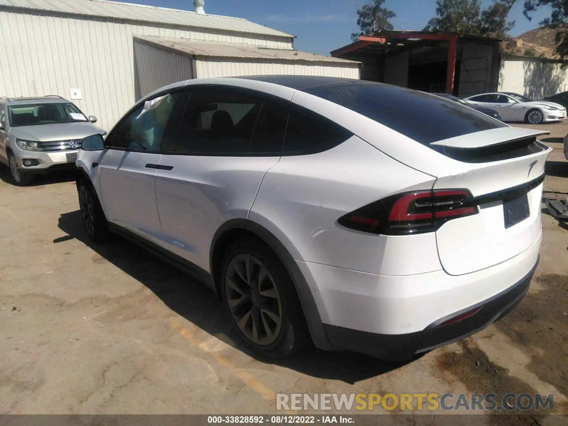 3 Photograph of a damaged car 7SAXCAE52NF350631 TESLA MODEL X 2022