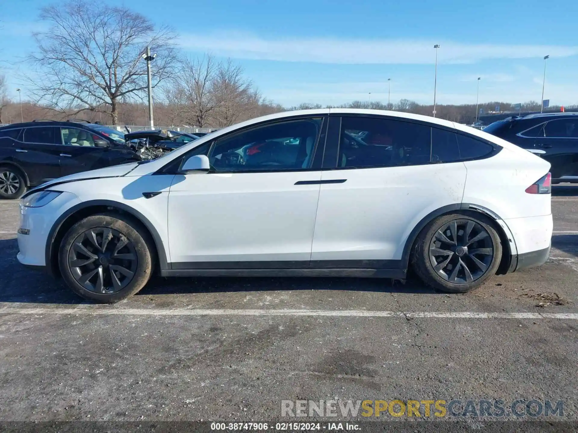 13 Фотография поврежденного автомобиля 7SAXCBE59NF329037 TESLA MODEL X 2022