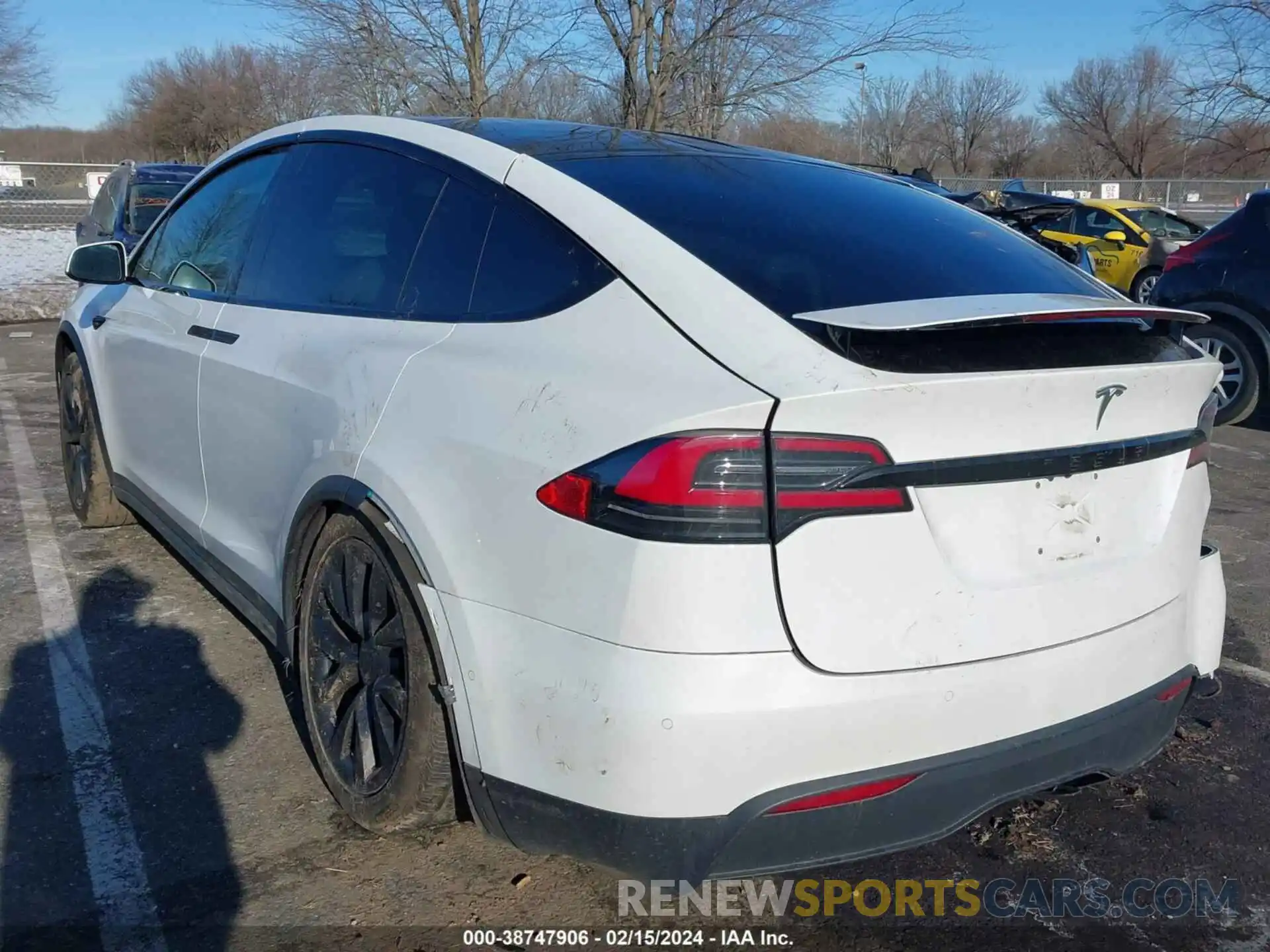 3 Photograph of a damaged car 7SAXCBE59NF329037 TESLA MODEL X 2022