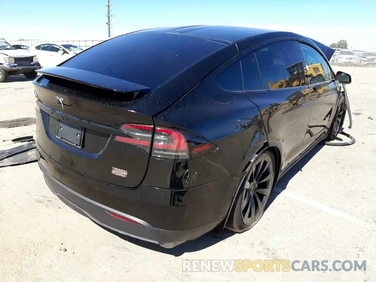 4 Фотография поврежденного автомобиля 7SAXCBE61NF338095 TESLA MODEL X 2022