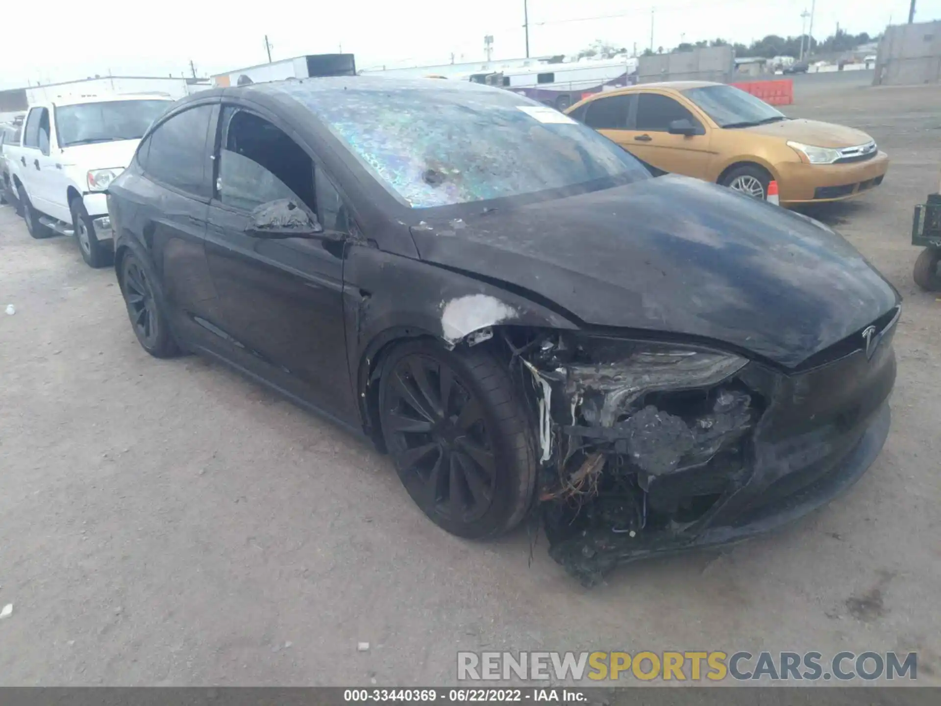 6 Photograph of a damaged car 7SAXCBE63NF337305 TESLA MODEL X 2022