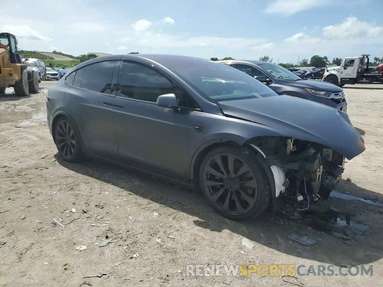 4 Photograph of a damaged car 7SAXCBE64NF331609 TESLA MODEL X 2022