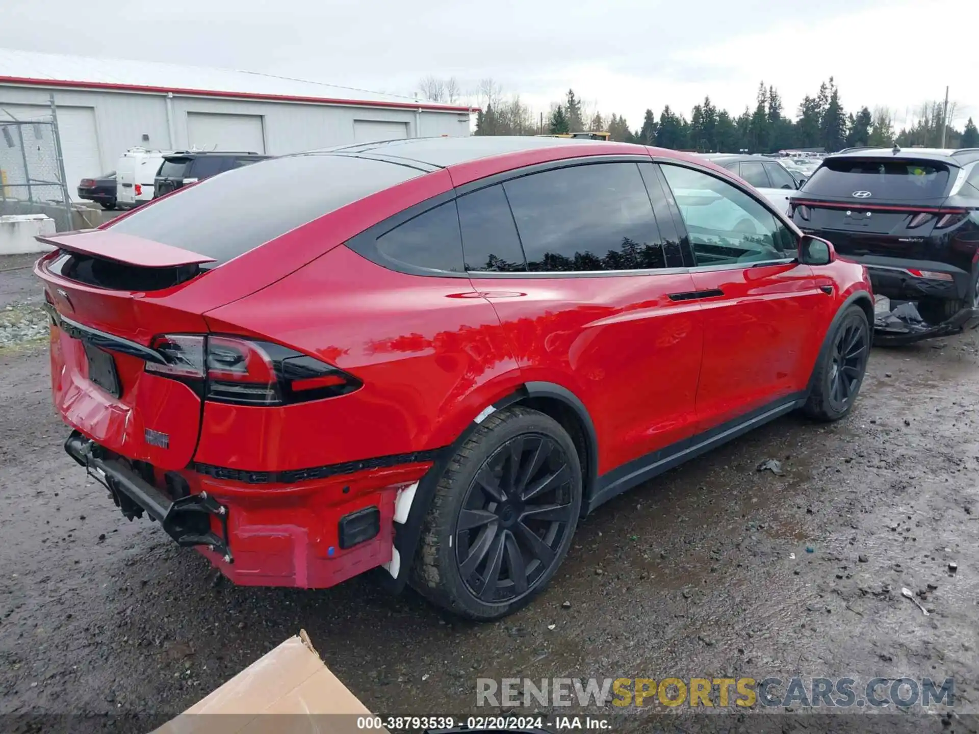 4 Photograph of a damaged car 7SAXCBE65NF358298 TESLA MODEL X 2022