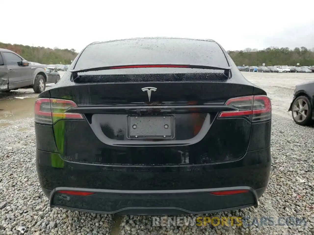 6 Photograph of a damaged car 7SAXCBE53PF376535 TESLA MODEL X 2023