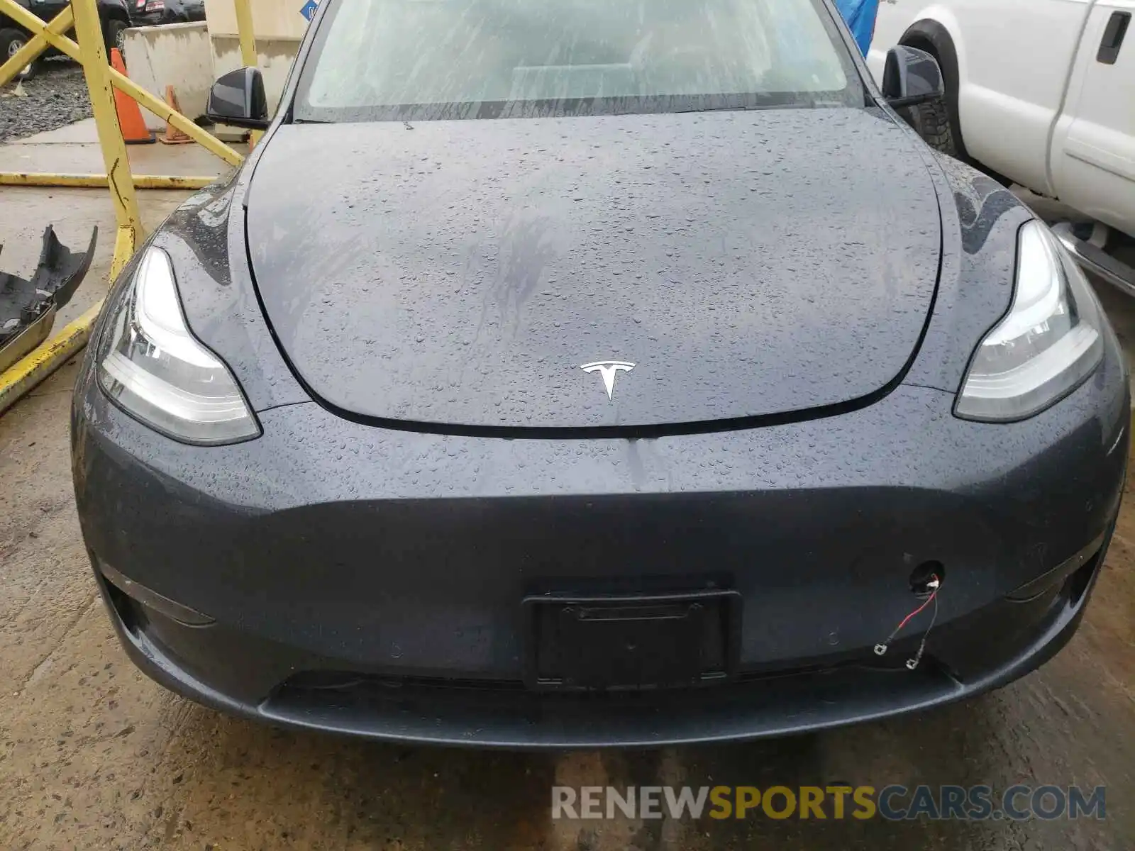 7 Photograph of a damaged car 5YJYGDEE0LF010219 TESLA MODEL Y 2020