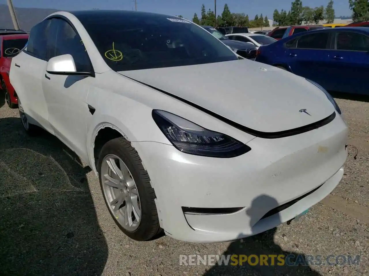 1 Photograph of a damaged car 5YJYGDEE0LF010298 TESLA MODEL Y 2020