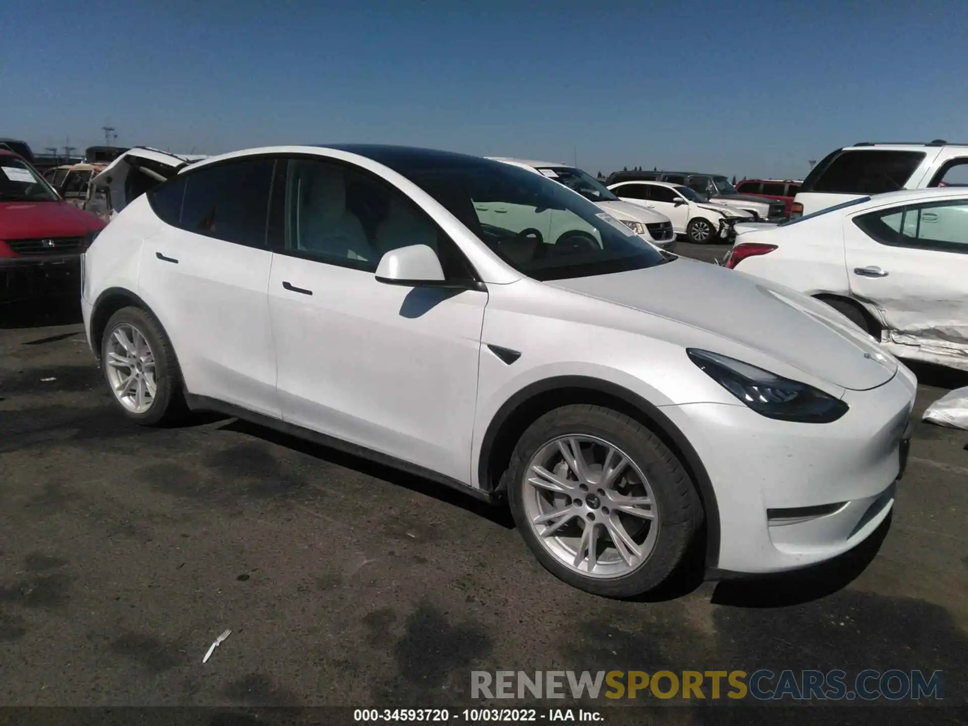 1 Фотография поврежденного автомобиля 5YJYGDEE0LF014688 TESLA MODEL Y 2020