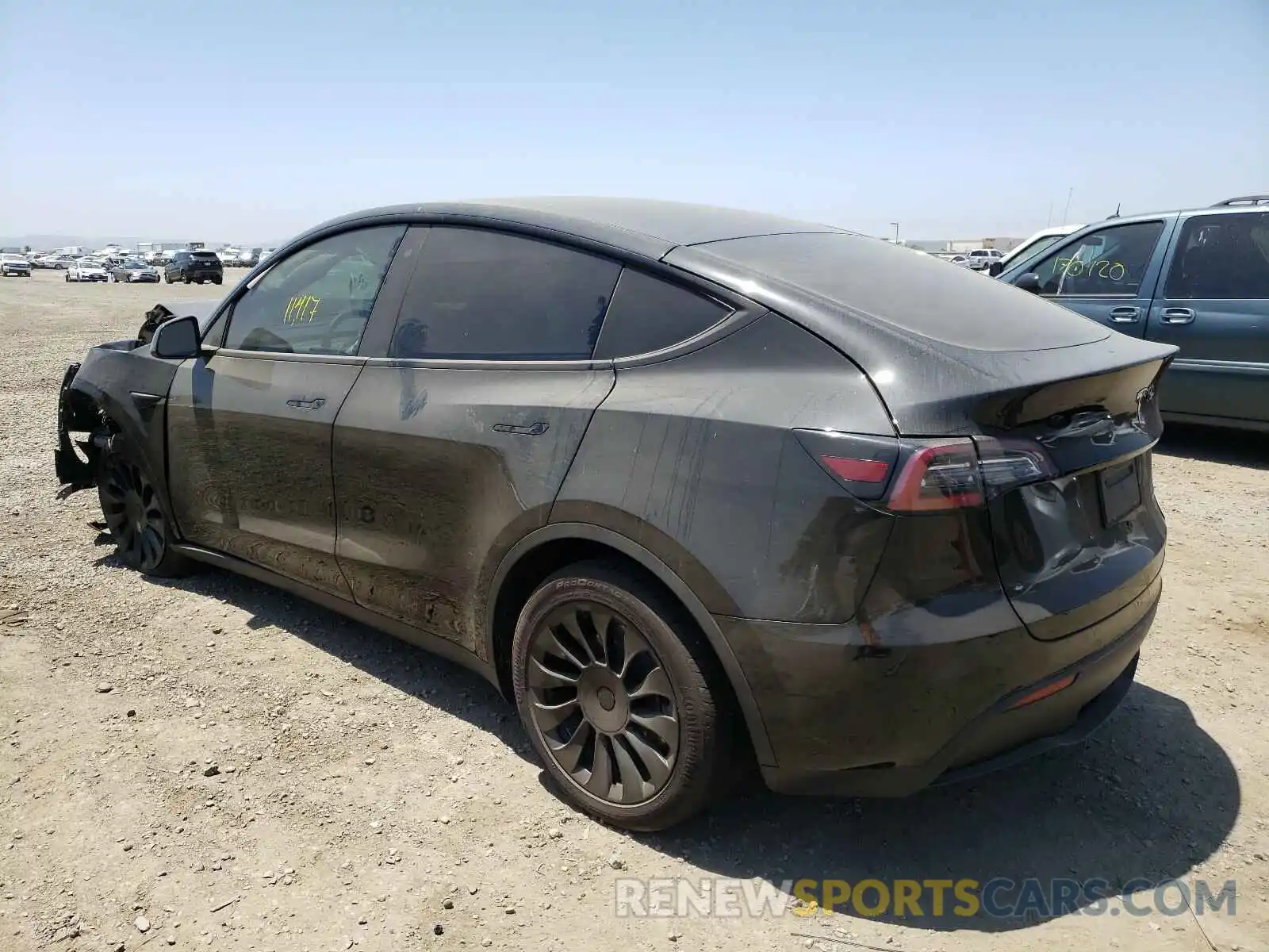 3 Фотография поврежденного автомобиля 5YJYGDEE0LF017736 TESLA MODEL Y 2020