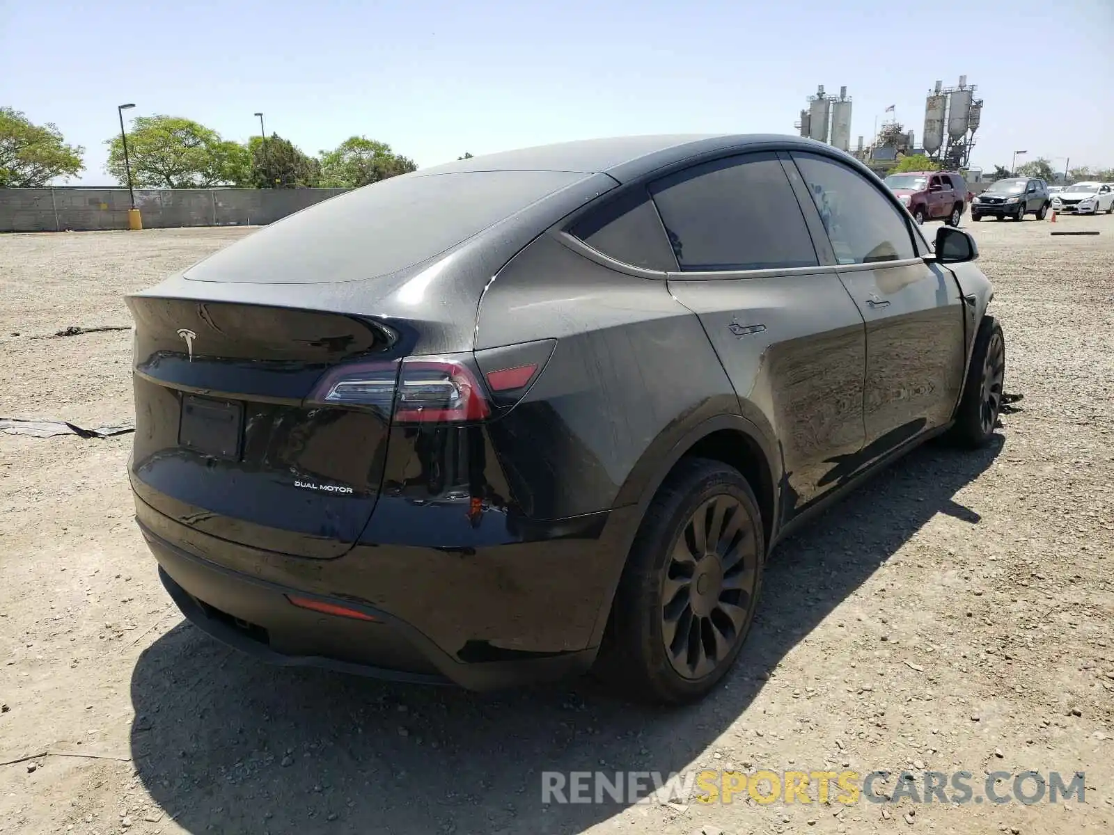 4 Фотография поврежденного автомобиля 5YJYGDEE0LF017736 TESLA MODEL Y 2020