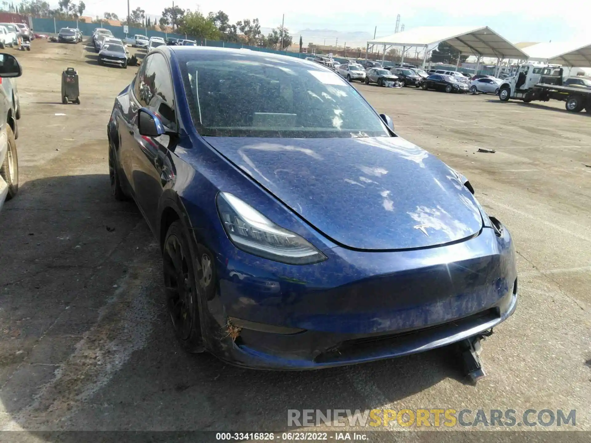 1 Photograph of a damaged car 5YJYGDEE0LF021561 TESLA MODEL Y 2020