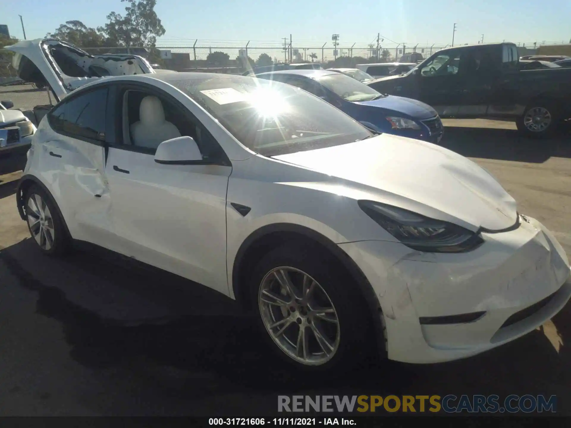 1 Photograph of a damaged car 5YJYGDEE0LF023603 TESLA MODEL Y 2020