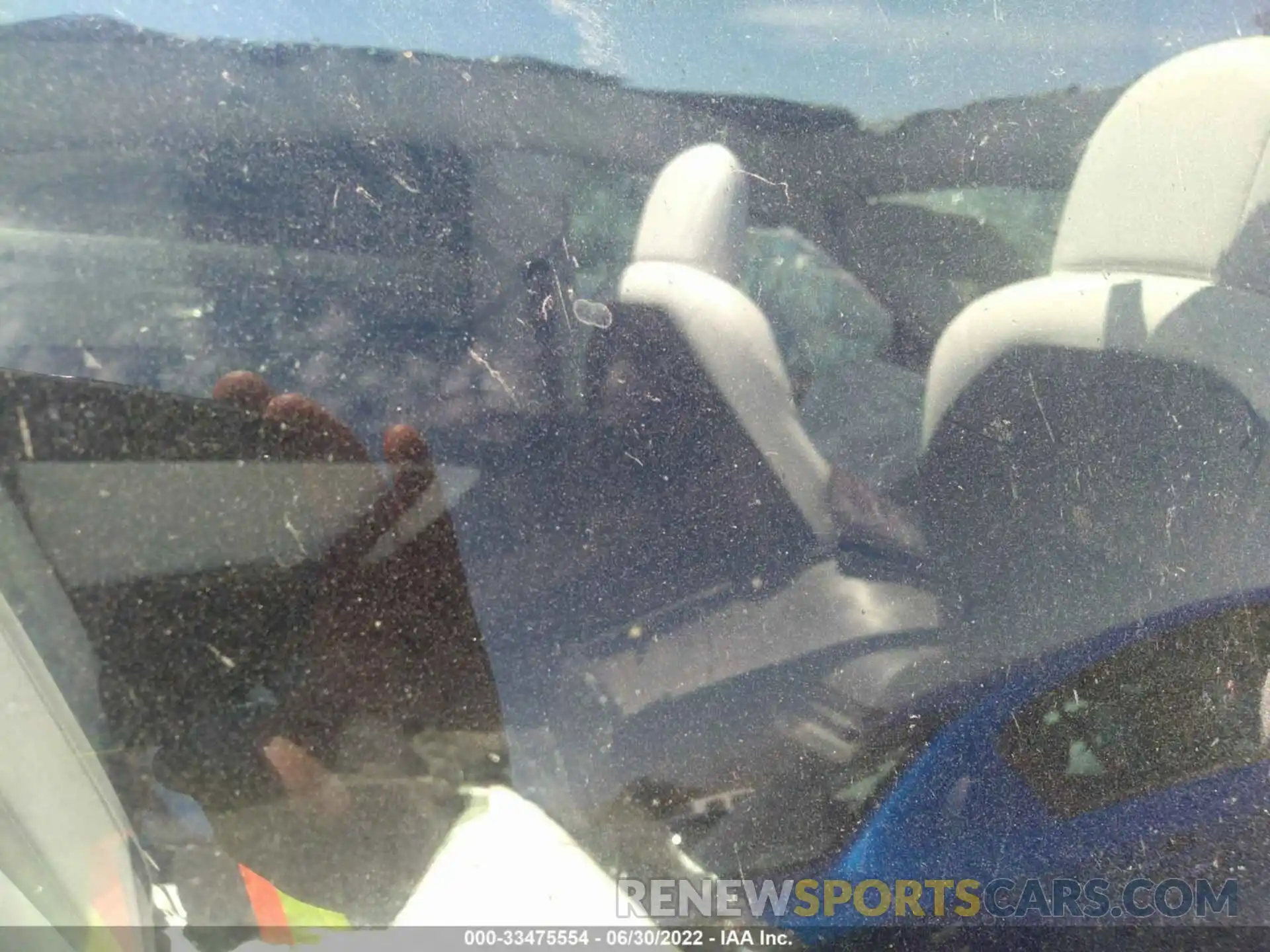 8 Photograph of a damaged car 5YJYGDEE0LF023777 TESLA MODEL Y 2020