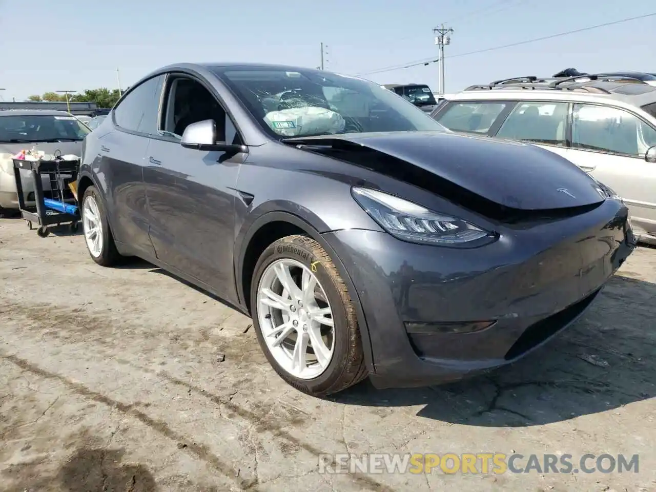 1 Photograph of a damaged car 5YJYGDEE0LF031555 TESLA MODEL Y 2020