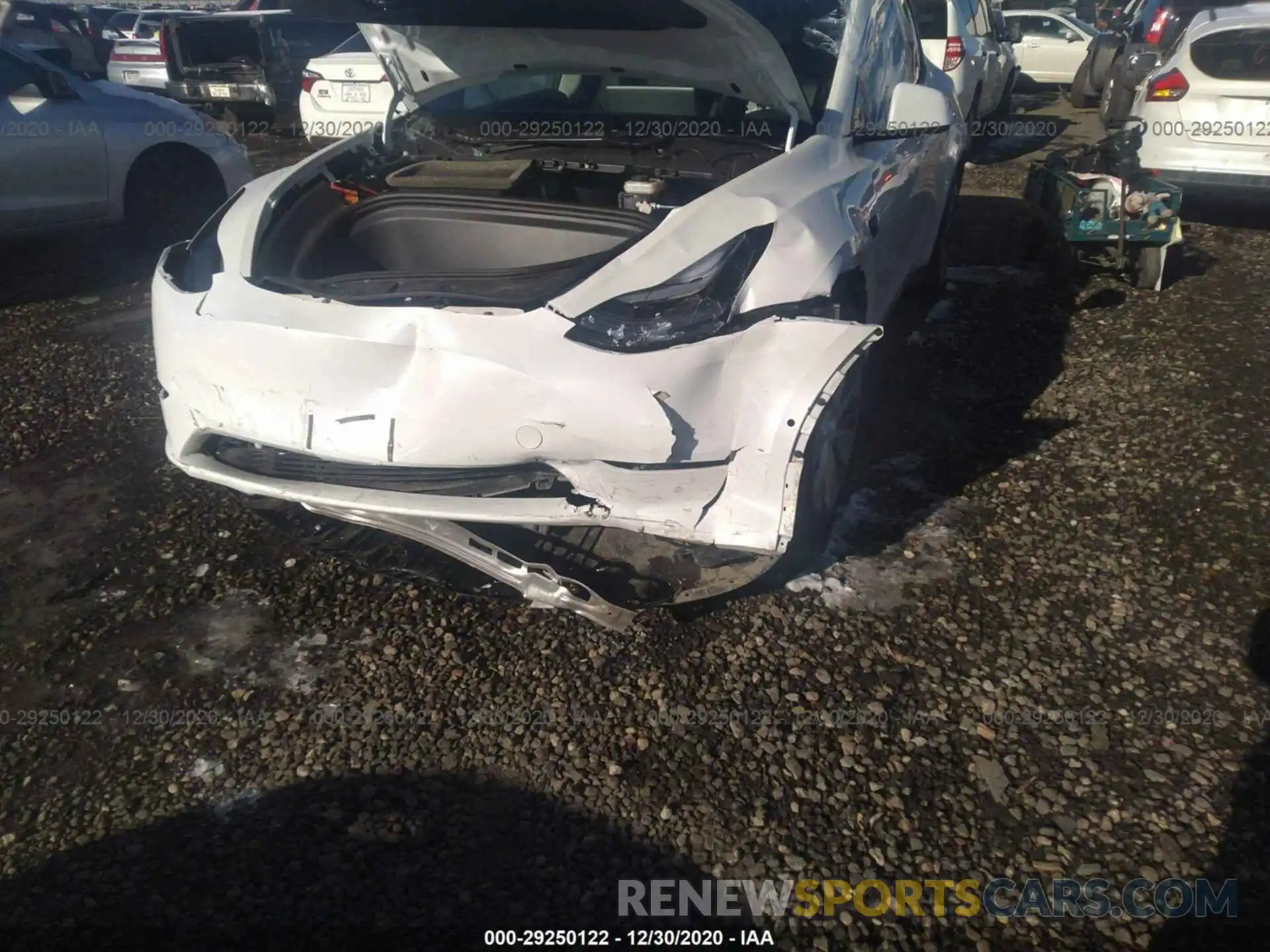 6 Photograph of a damaged car 5YJYGDEE0LF032219 TESLA MODEL Y 2020