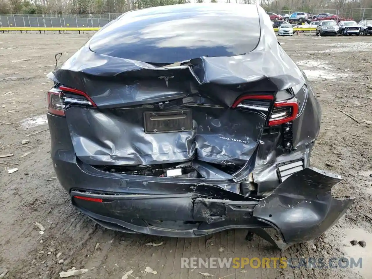 9 Photograph of a damaged car 5YJYGDEE0LF032902 TESLA MODEL Y 2020