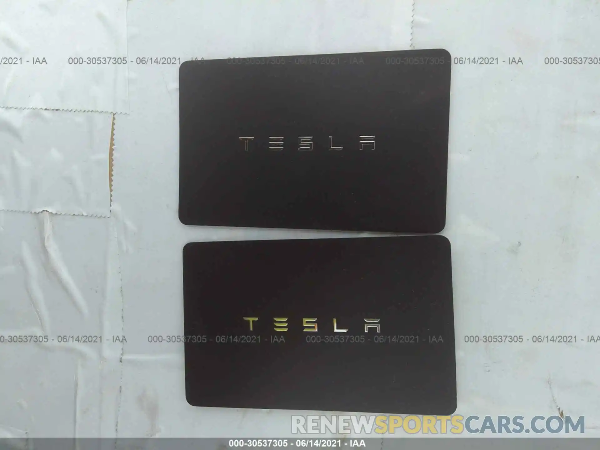 11 Photograph of a damaged car 5YJYGDEE0LF033273 TESLA MODEL Y 2020