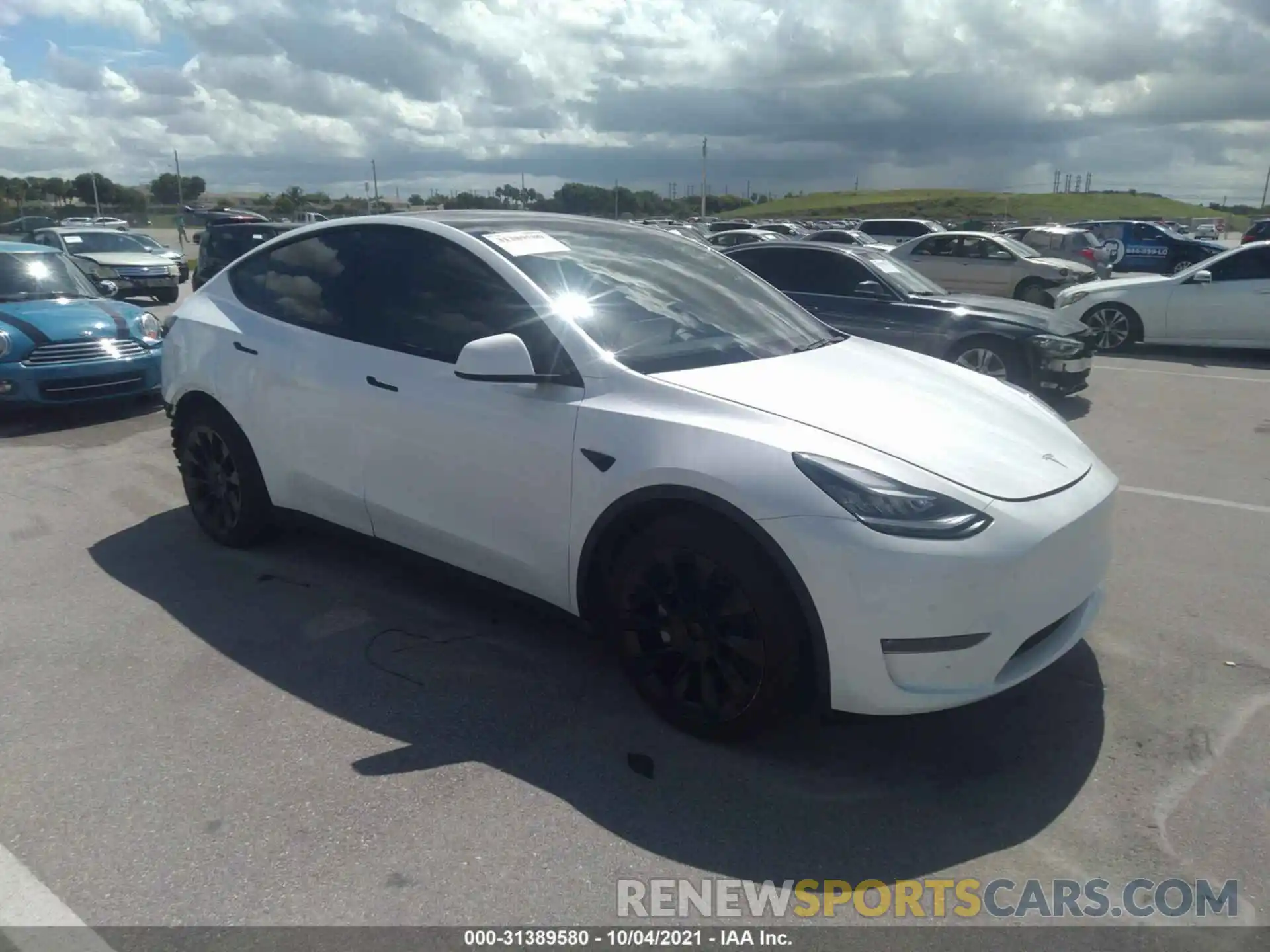 1 Photograph of a damaged car 5YJYGDEE0LF037159 TESLA MODEL Y 2020