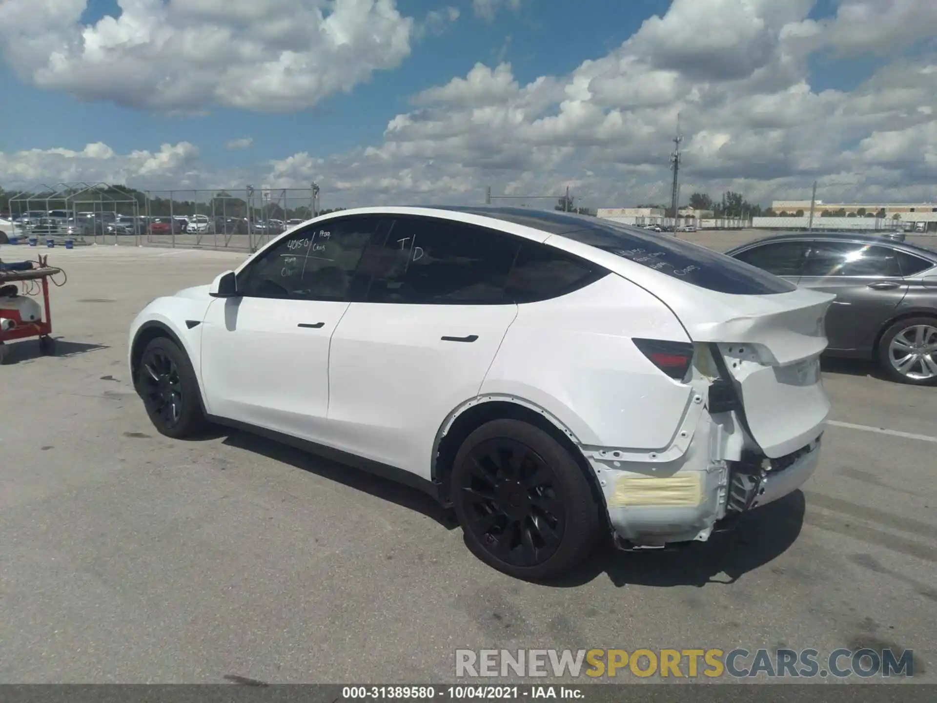 3 Photograph of a damaged car 5YJYGDEE0LF037159 TESLA MODEL Y 2020