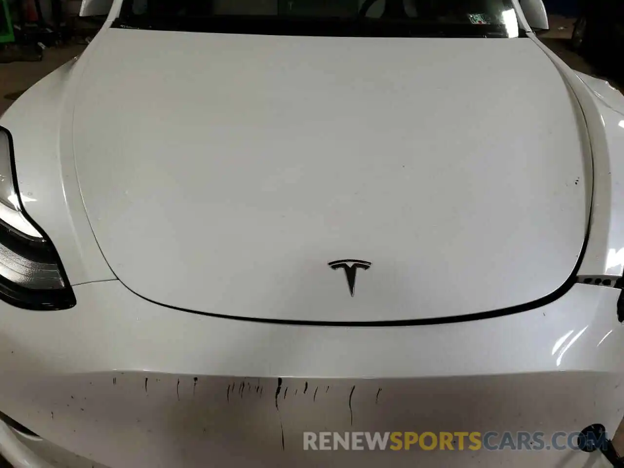 12 Photograph of a damaged car 5YJYGDEE0LF043401 TESLA MODEL Y 2020