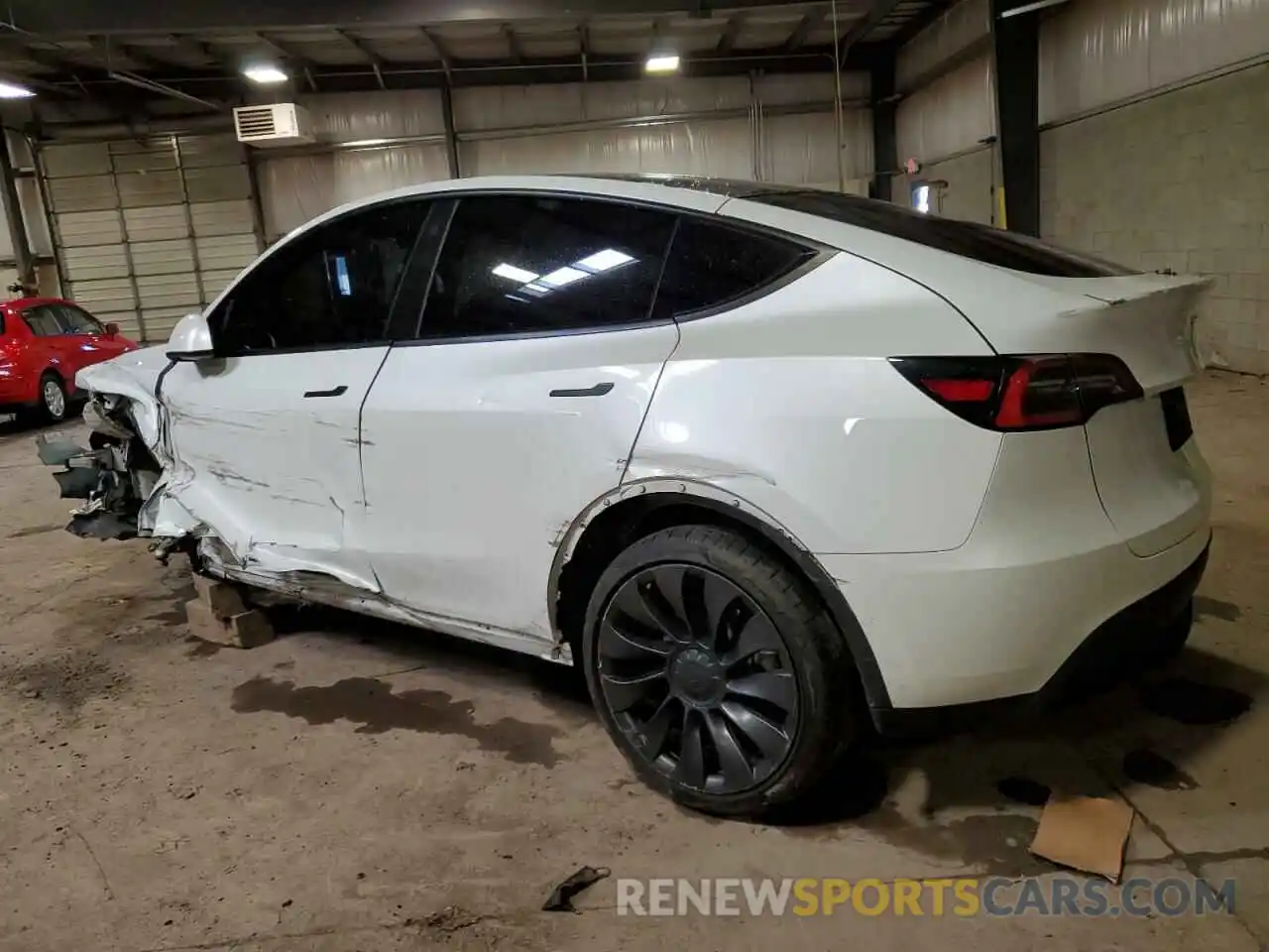 2 Photograph of a damaged car 5YJYGDEE0LF043401 TESLA MODEL Y 2020