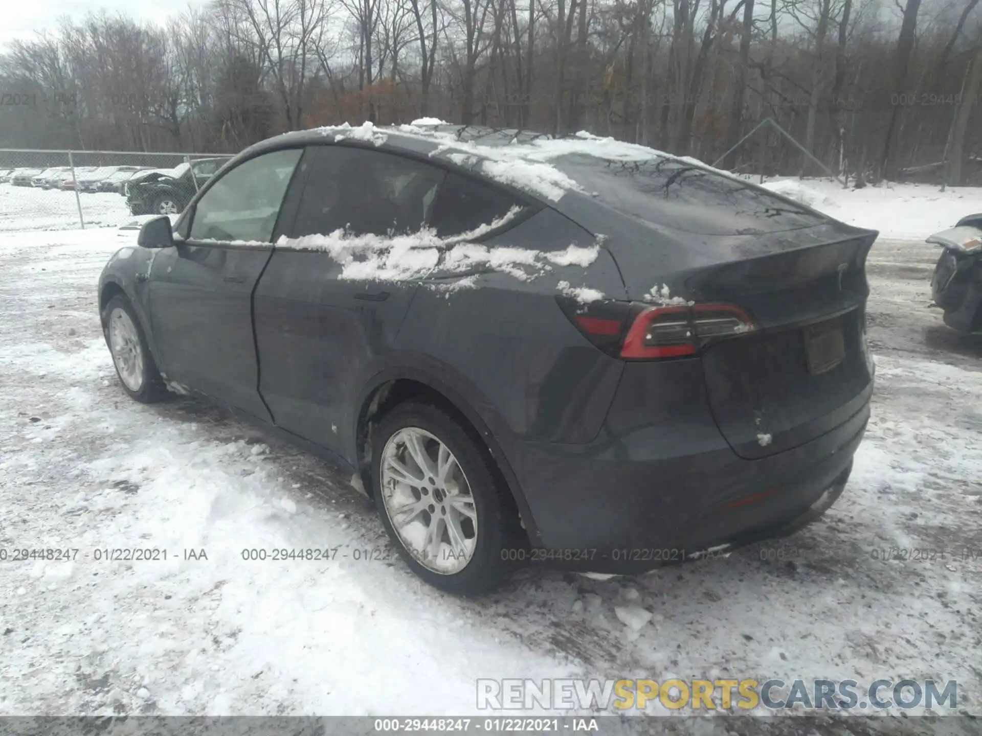 3 Фотография поврежденного автомобиля 5YJYGDEE0LF043981 TESLA MODEL Y 2020