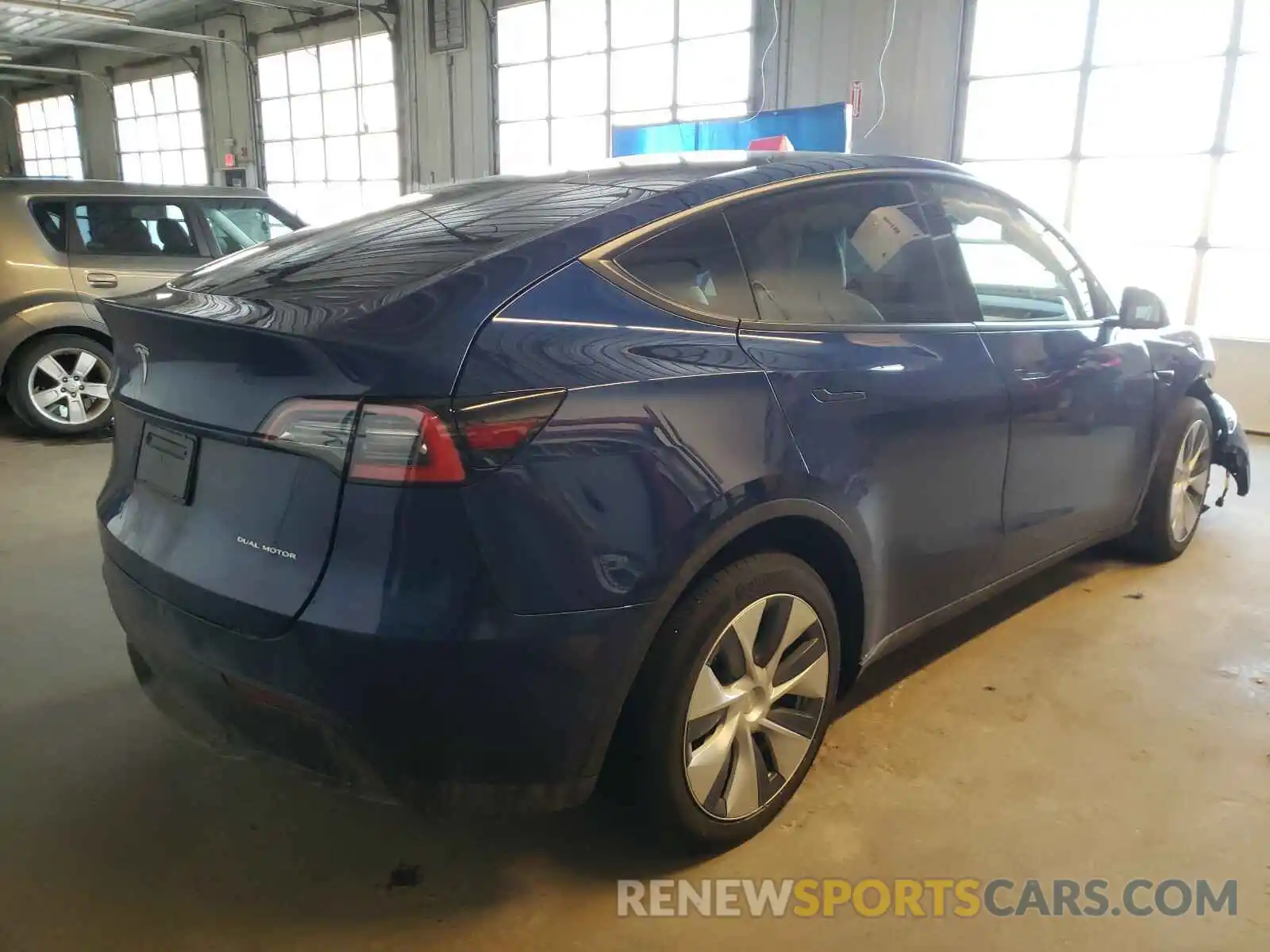 4 Photograph of a damaged car 5YJYGDEE0LF049960 TESLA MODEL Y 2020