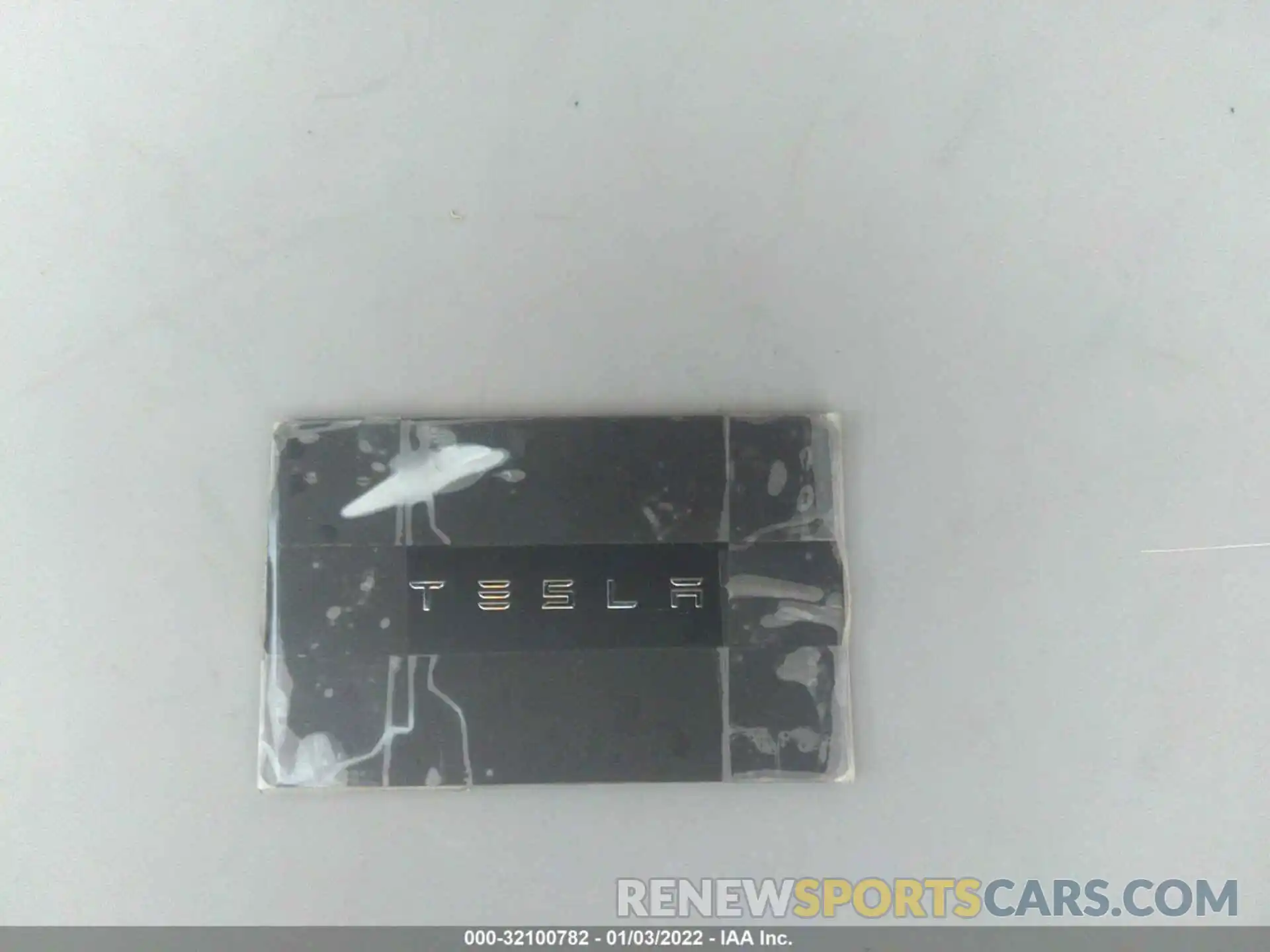 11 Photograph of a damaged car 5YJYGDEE0LF056195 TESLA MODEL Y 2020