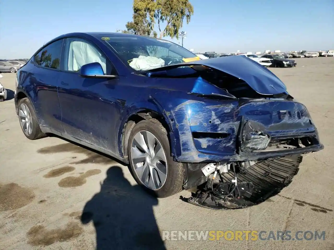 1 Photograph of a damaged car 5YJYGDEE1LF010388 TESLA MODEL Y 2020