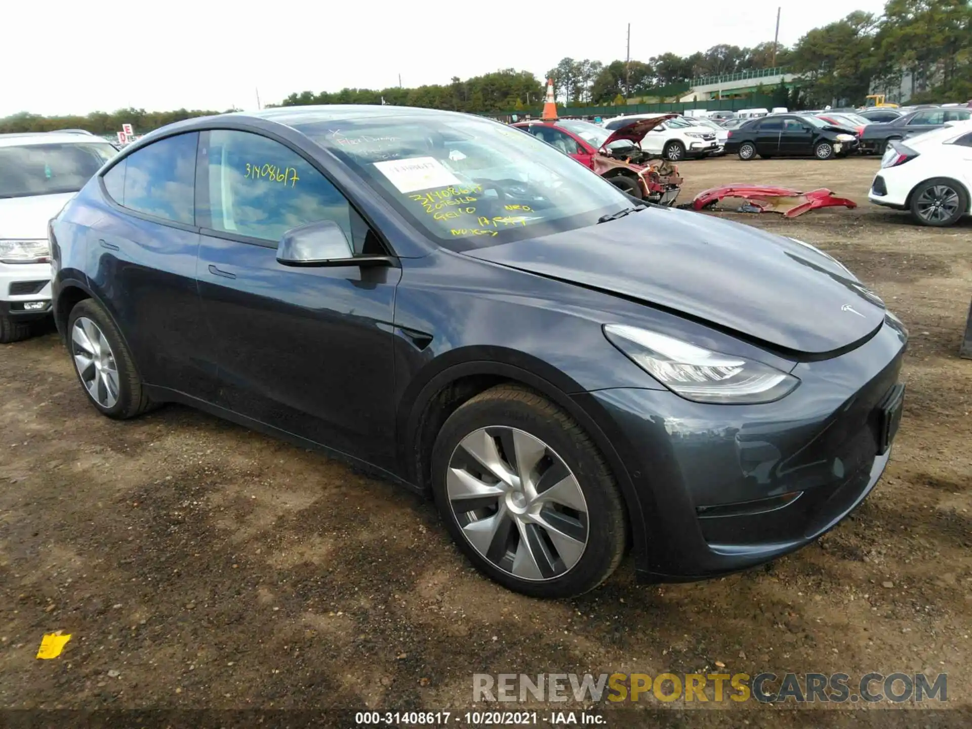 1 Photograph of a damaged car 5YJYGDEE1LF013260 TESLA MODEL Y 2020