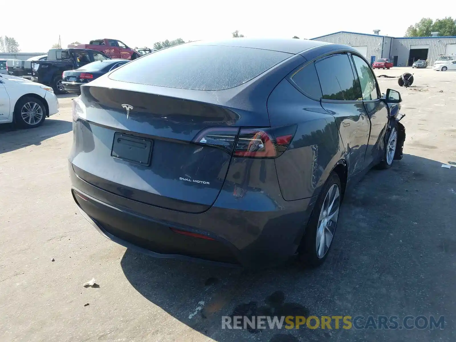 4 Photograph of a damaged car 5YJYGDEE1LF013372 TESLA MODEL Y 2020