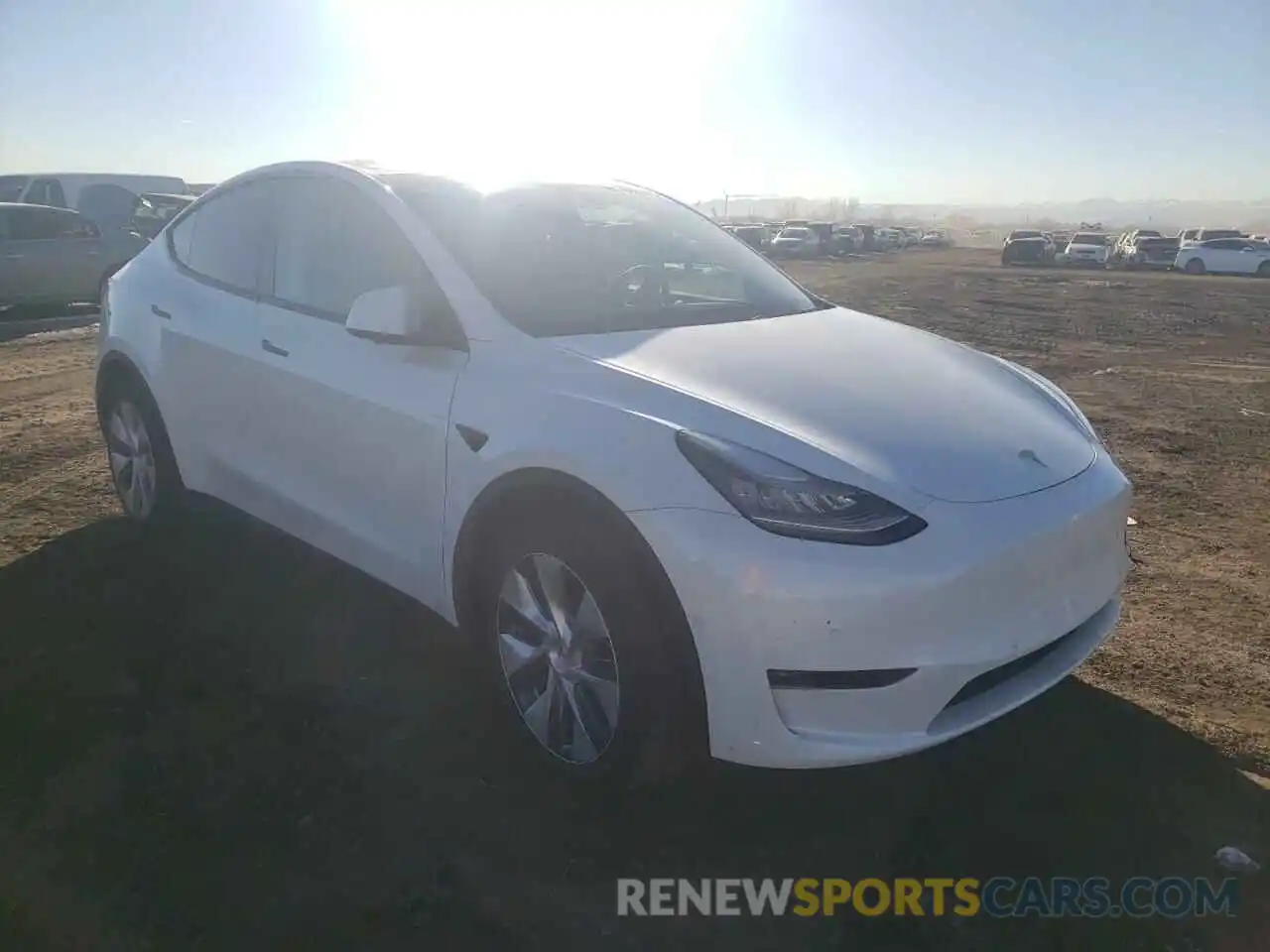 1 Photograph of a damaged car 5YJYGDEE1LF015185 TESLA MODEL Y 2020