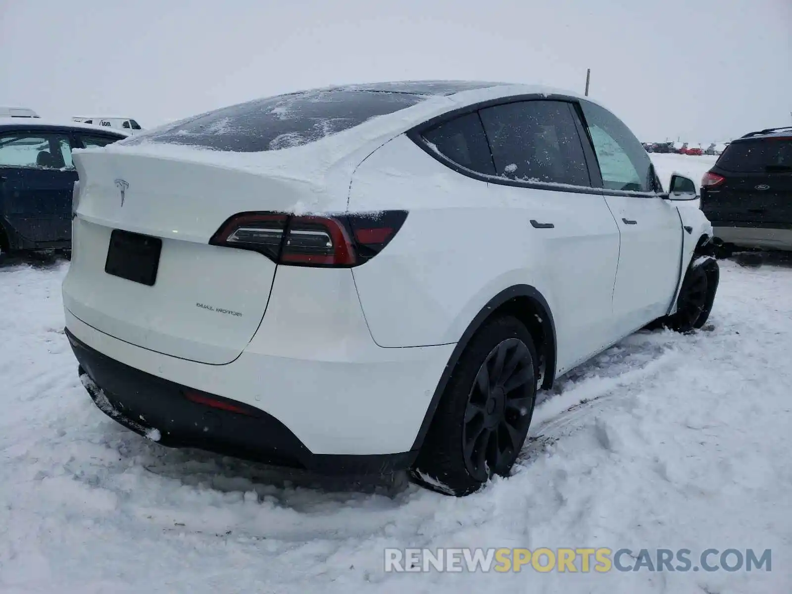 4 Photograph of a damaged car 5YJYGDEE1LF019303 TESLA MODEL Y 2020